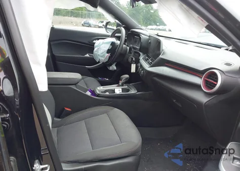 2024 Chevrolet Trax Fwd 1Rs from USA, damaged, VIN KL77LGE28RC103636